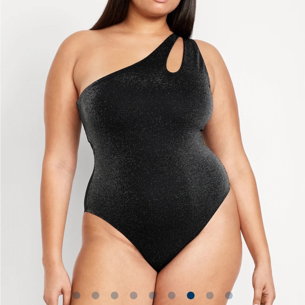 NWT Old Navy Black One-Shoulder One Piece Swimsuit